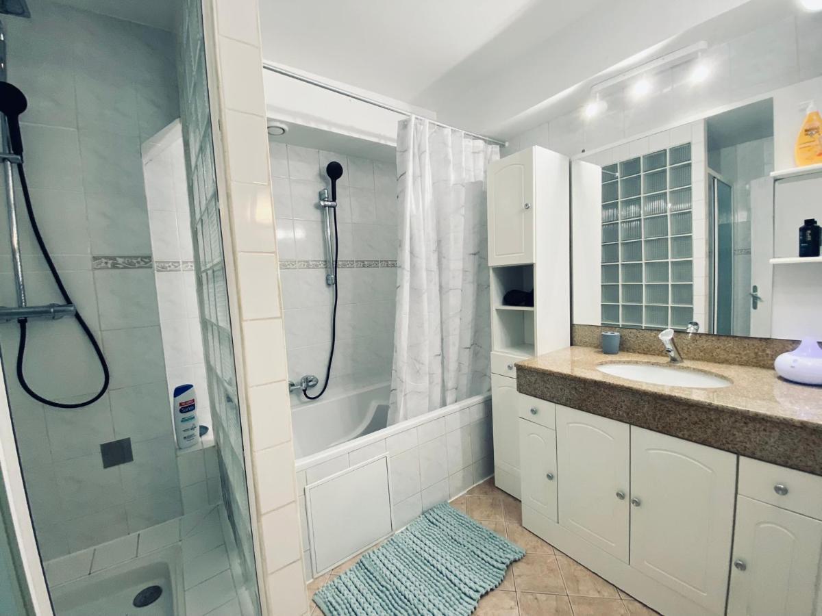 Apartment Parking & 100m2 En Plein Centre Ville *